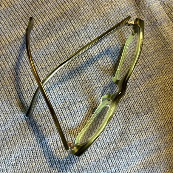 Tres Noir Clear Eyeglasses with 2 Cases - Picture 9 of 9